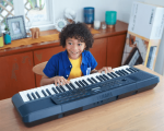 Yamaha PSR-E273  Portable Keyboard - Image 2