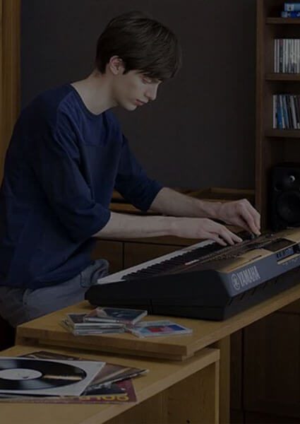 Yamaha PSR E463